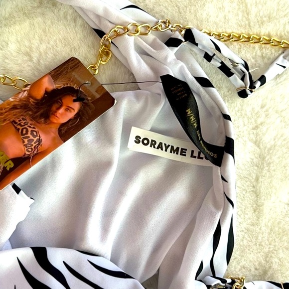 Sommer Ray One Piece Swimsuit Black and White Zebra Print Cut Out Size M - Picture 12 of 16
